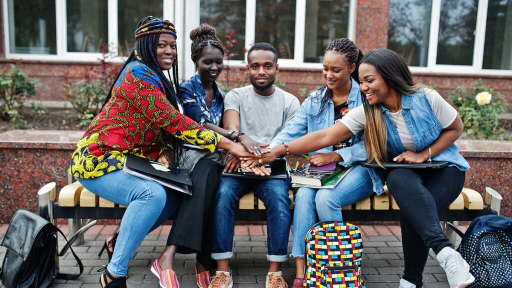 Who Qualifies for a Bursary