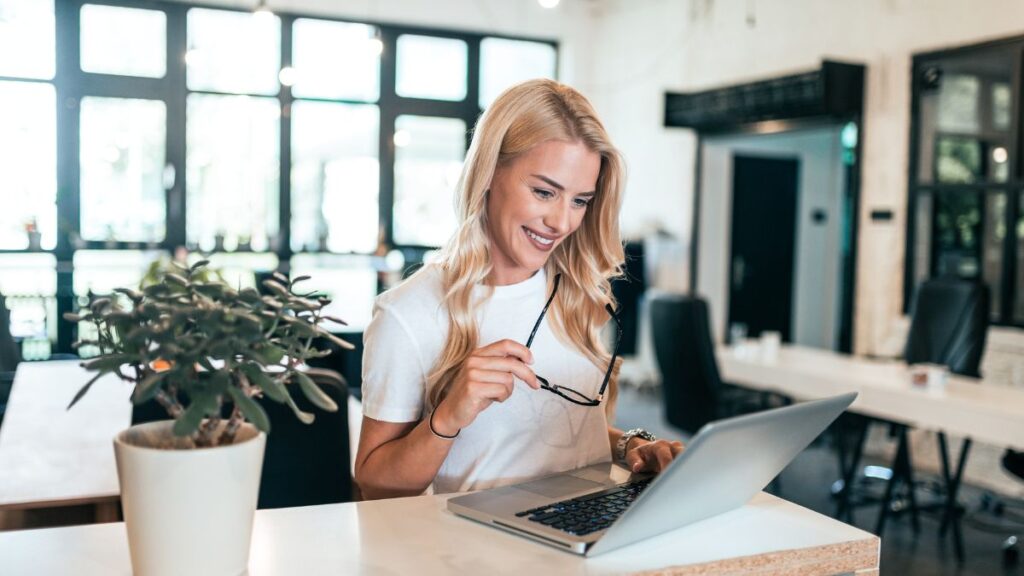 woman working on laptop